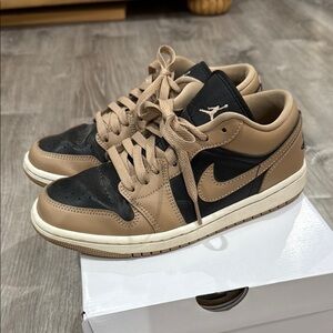 Nike Air Jordan 1 Low size 6.5